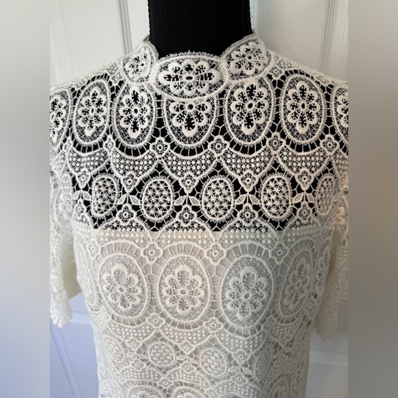 Elie Tahari Elegant White Lace Women's Top - Picture 4 of 11